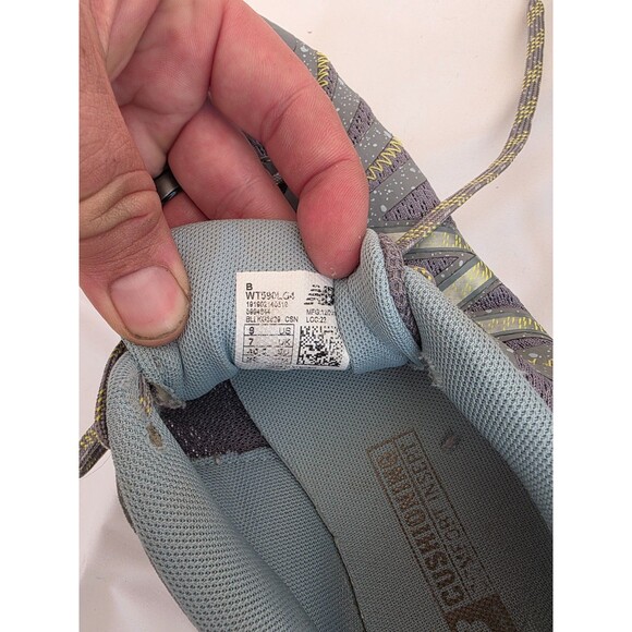 New Balance Womens Gray, Yellow Running Shoes Sneakers Size 9 - Picture 6 of 7